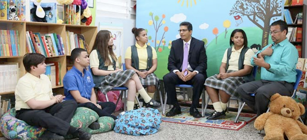 Juez asociado Estrella Martínez participa de la vídeo serie ‘Detrás de la toga’